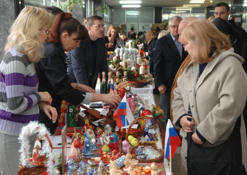 Posjetite Božićni sajam Međunardodnog kluba žena