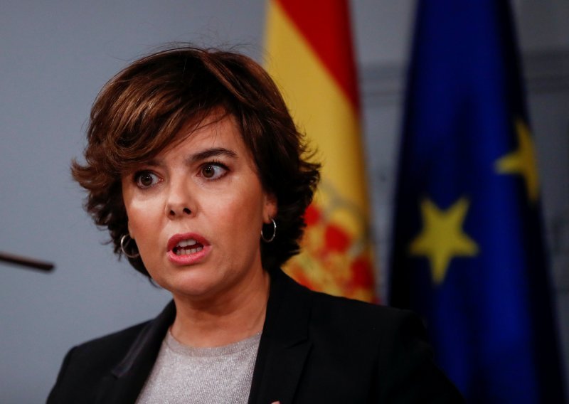 Madrid dao Puigdemontu novi rok za odustajanje od neovisnosti Katalonije