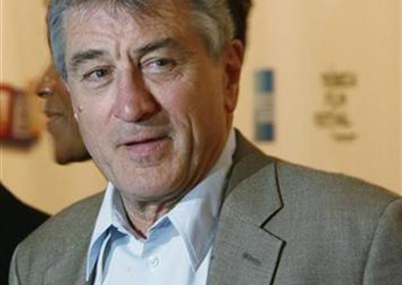 Robert De Niro u novom akcijskom trileru