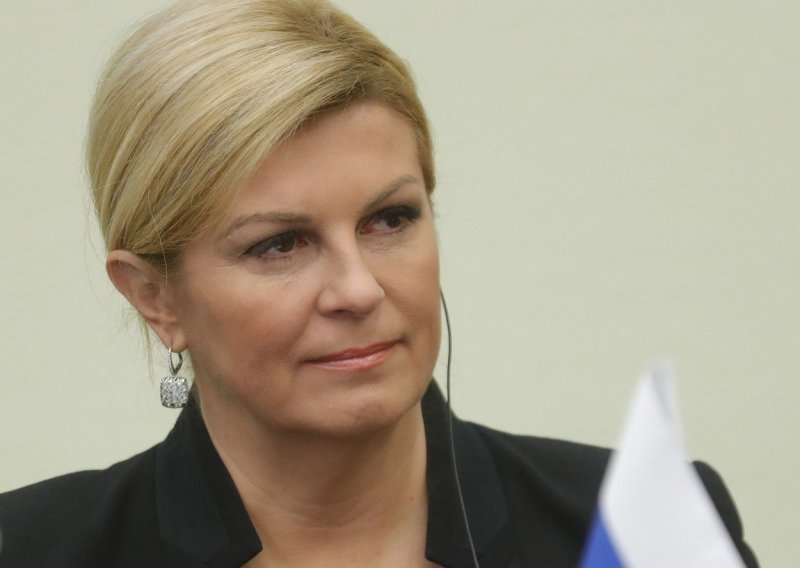 Predsjednica već deseti put seli svoj ured, sada u Dubrovnik