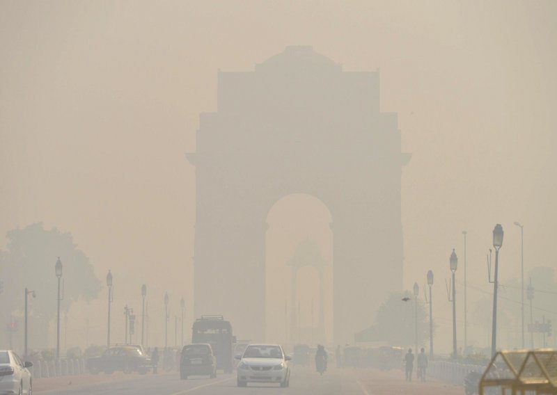 Indija bespomoćna u borbi sa smogom u New Delhiju