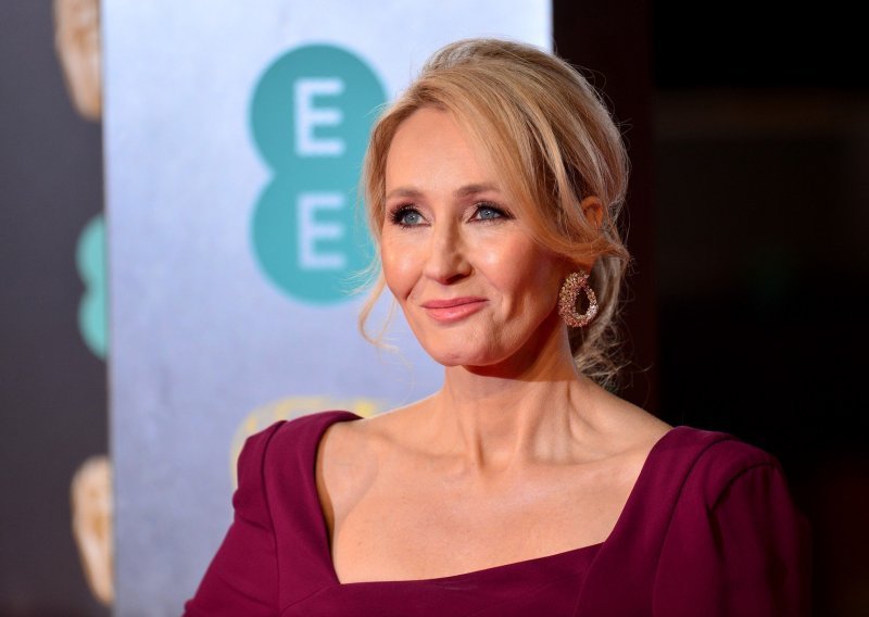 J.K. Rowling objavit će četiri nove e-knjige o Harryju Potteru
