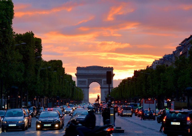 Pariz od Airbnba traži 12,5 milijuna eura zbog nelegalnih oglasa
