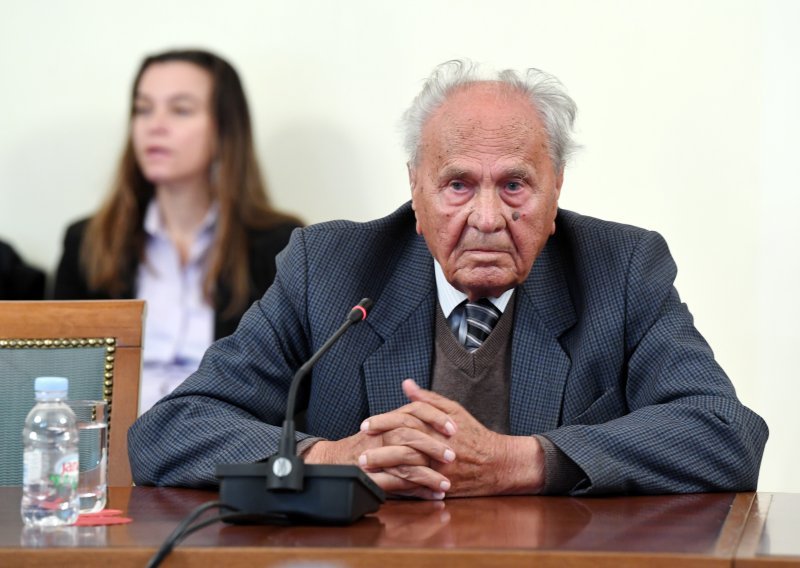 Sud odlučio: Manolić nije oklevetao Karamarka tvrdnjom da je bio suradnik Udbe