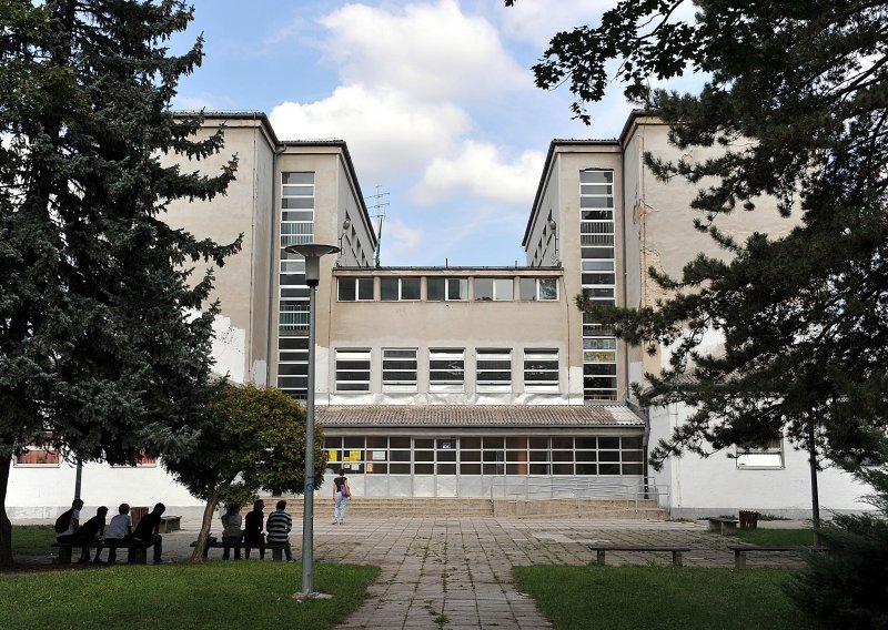 Policija identificirala osobu povezanu s navodnim pokušajem otmice učenice u Zagrebu