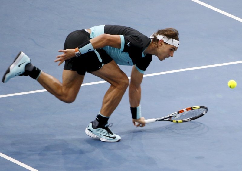 Nadal i Raonić u finalu turnira u Abu Dhabiju