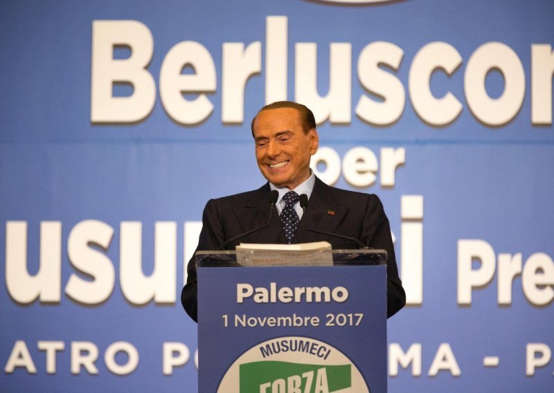 Silvio Berlusconi ponovo na sudu u Italiji
