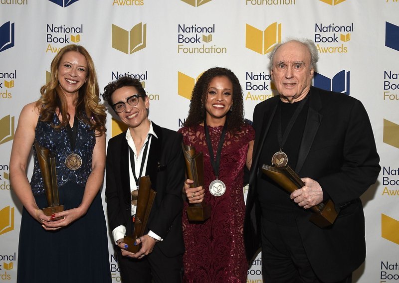 Dodijeljene američke književne nagrade za prozu, poeziju i publicistiku