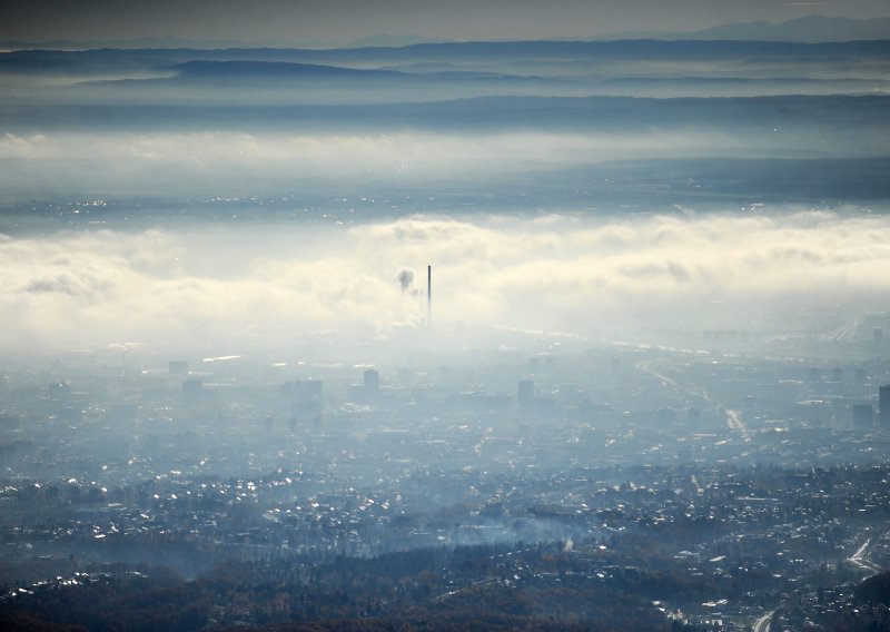 Uživajte u jesenskoj panorami Zagreba i Zagorja sa Sljemena