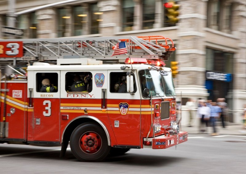 Šestero mrtvih, među kojima 4 djece, u požaru u New Yorku