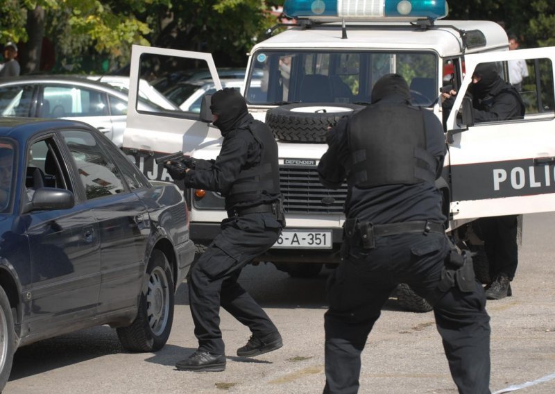 U velikoj bosansko-srpskoj akciji uhićeno 14 osoba!