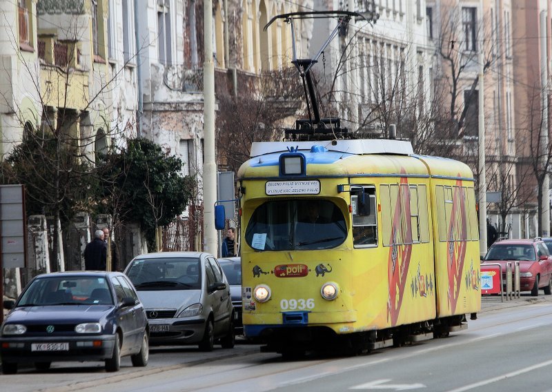 Od 1. rujna značajno jeftiniji javni prijevoz u Osijeku i županiji