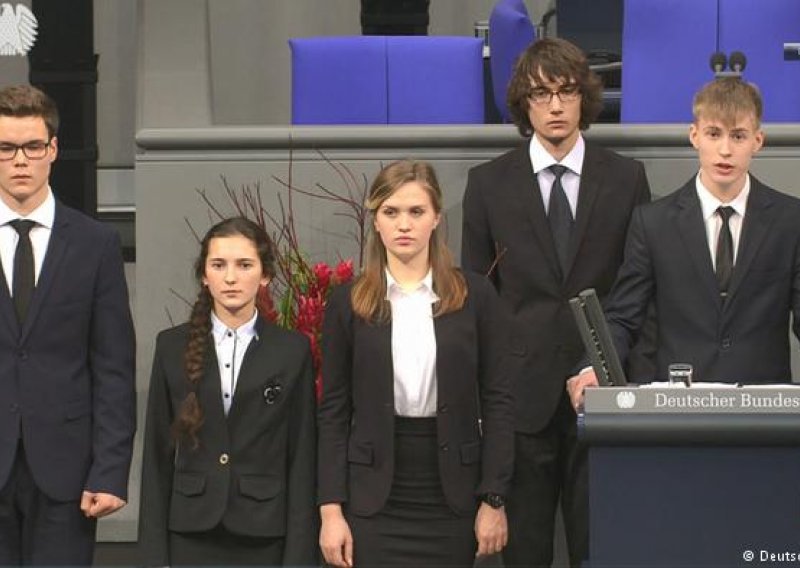 Kako je govor jednog dječaka u Bundestagu na noge digao cijelu Rusiju