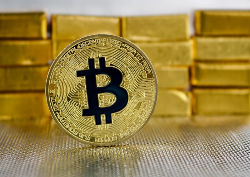 Unatoč sve većoj popularnosti bitcoin neće zasjeniti zlato