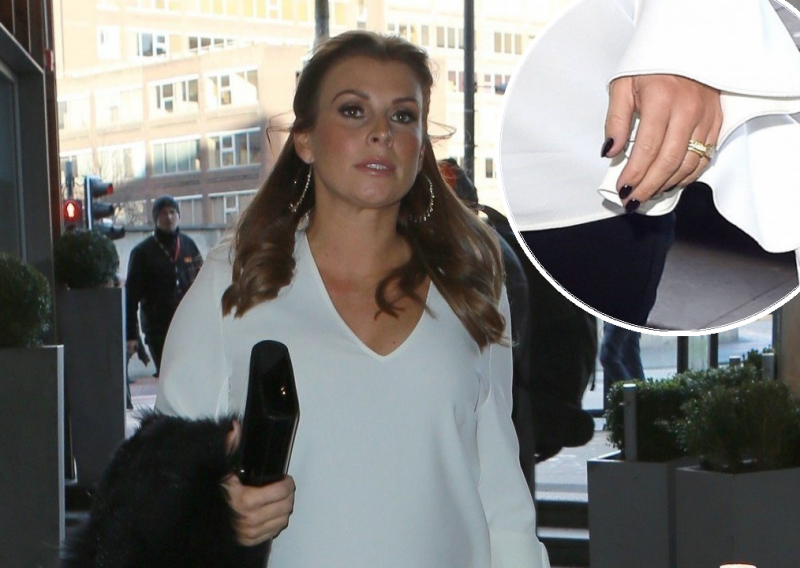 Coleen Rooney poručila: 'Nemojte me žaliti, nisam glupa, ali ostajem s Wayneom'