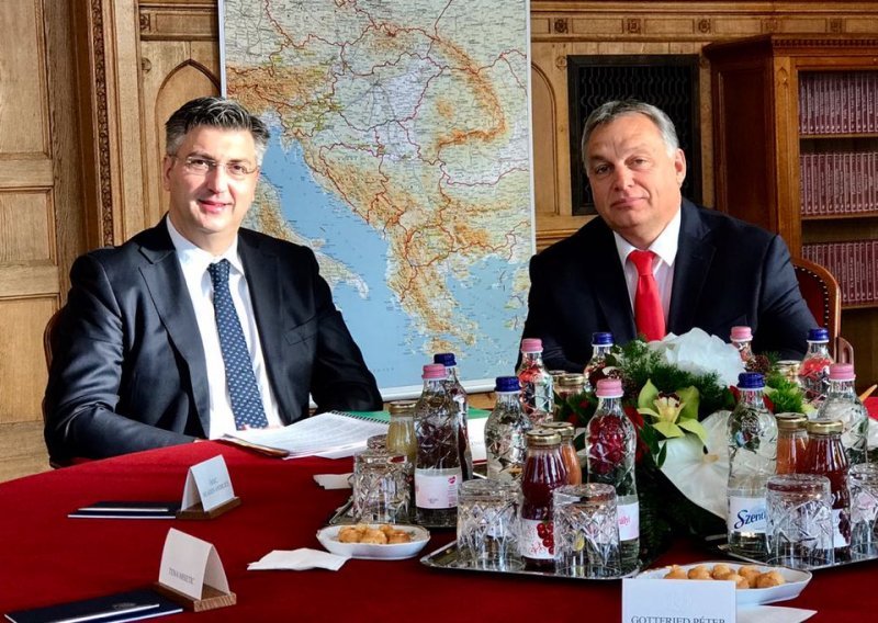Plenković tvrdi da se dogovorio s Orbanom oko otkupa Ininih dionica od MOL-a