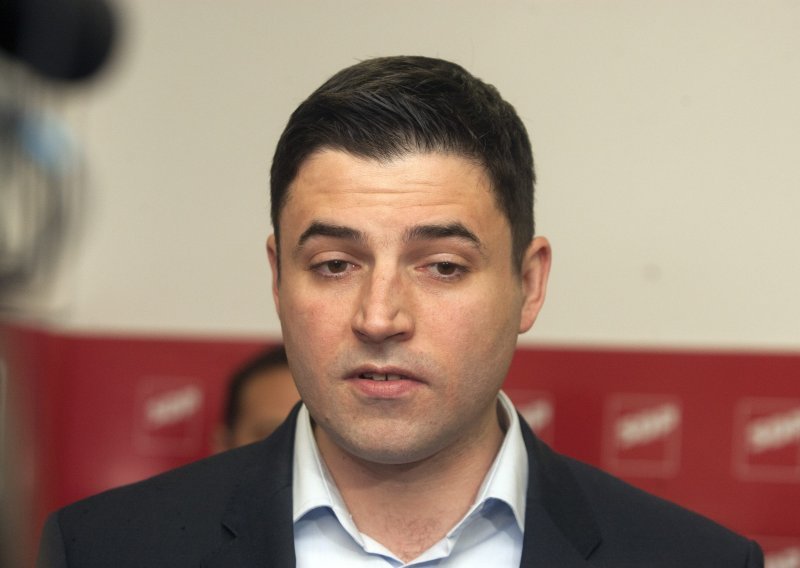 Bernardić optužio Jandrokovića: 'Ne smije biti propagande na mrtvima'