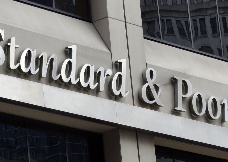 Standard & Poor's downgrades Slovenia's rating