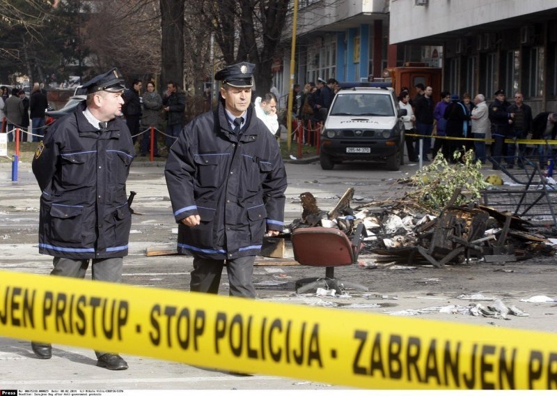 Nakon brutalnog ubojstva policajaca u Sarajevu privedeno više osoba