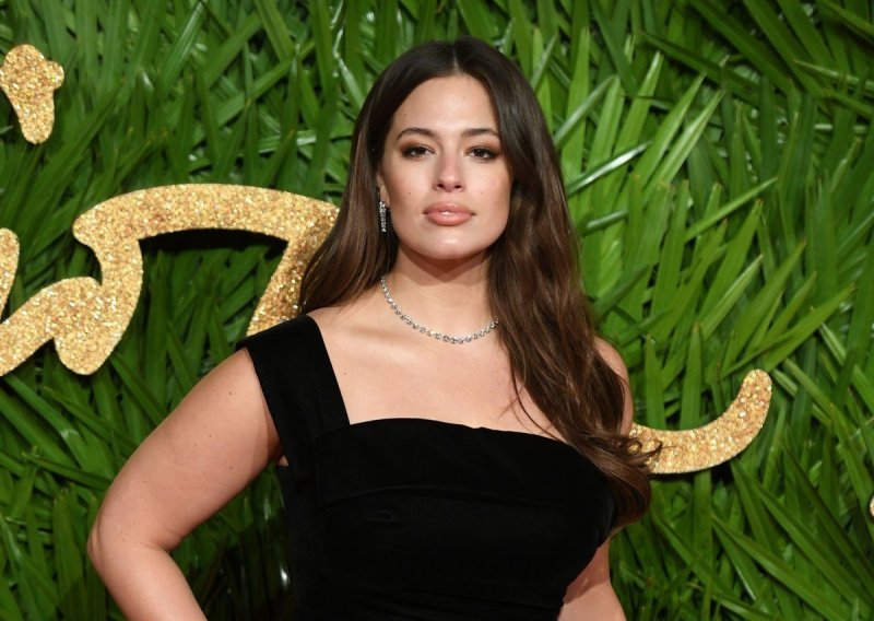 Ashley Graham otkrila 24 stvari o sebi