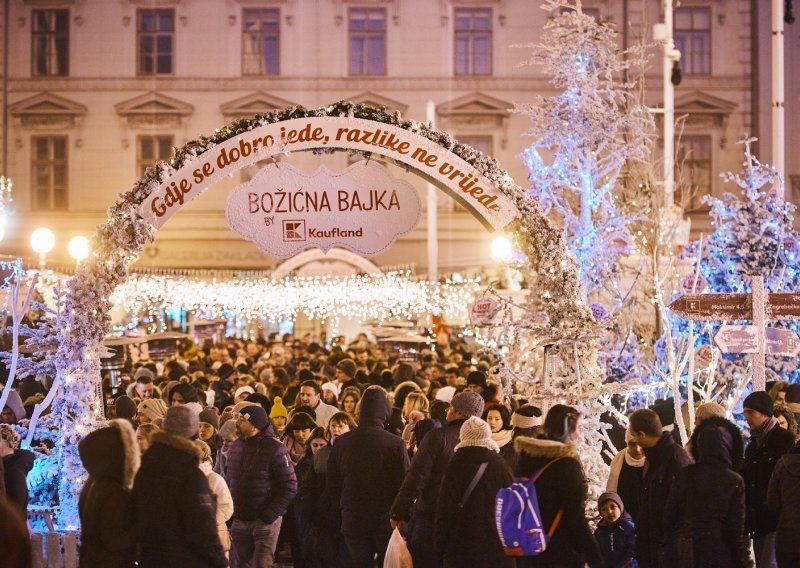 Čarolija Božića u centru grada