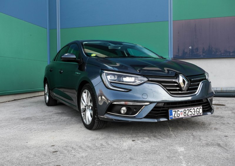 Renault Mégane Grand Coupé 1.5 Energy dCi - limuzina koja želi biti kupe