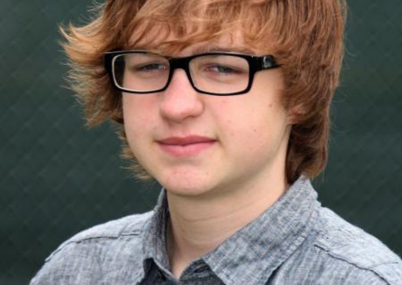 Angus T. Jones postao predmet sprdnje