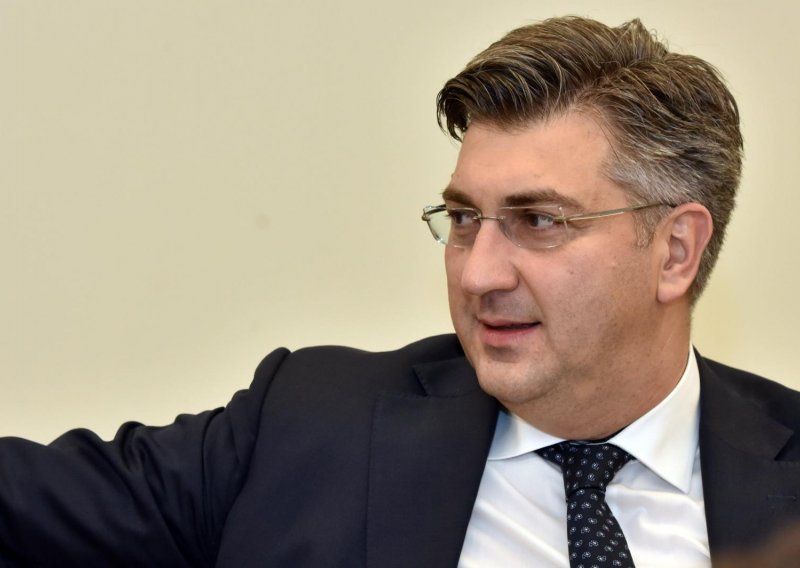 Plenković: Otpis duga Vrhbosanske nadbiskupije potpora je Hrvatima u BiH