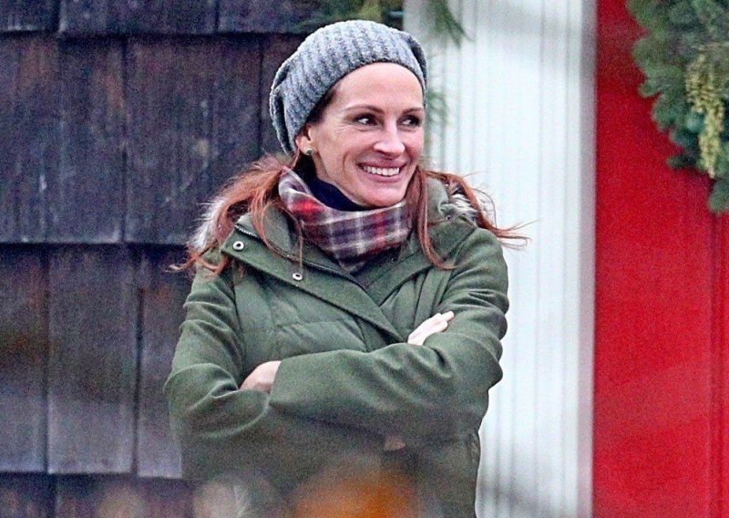 Julia Roberts: Prirodna ljepotica u najpoželjnijoj jakni ove sezone