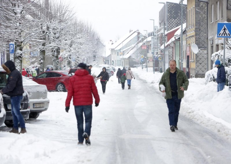 U središnjoj Hrvatskoj snijeg već sutra, u ostatku zemlje za vikend