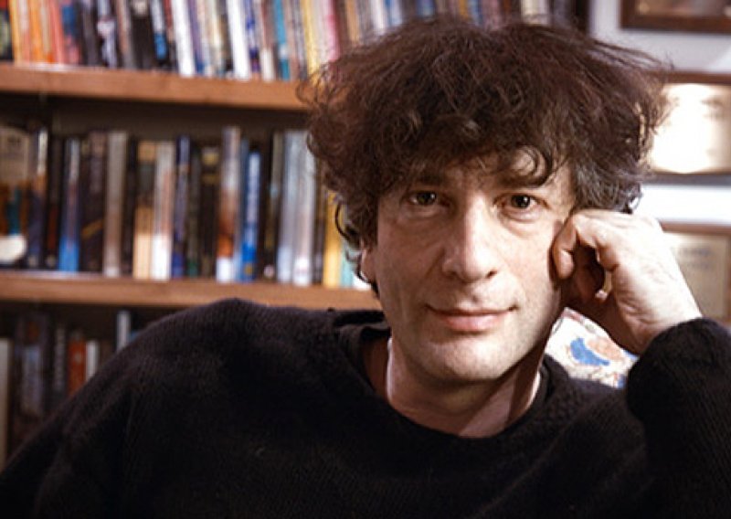 Neil Gaiman piše kako tviteraši tvitaju