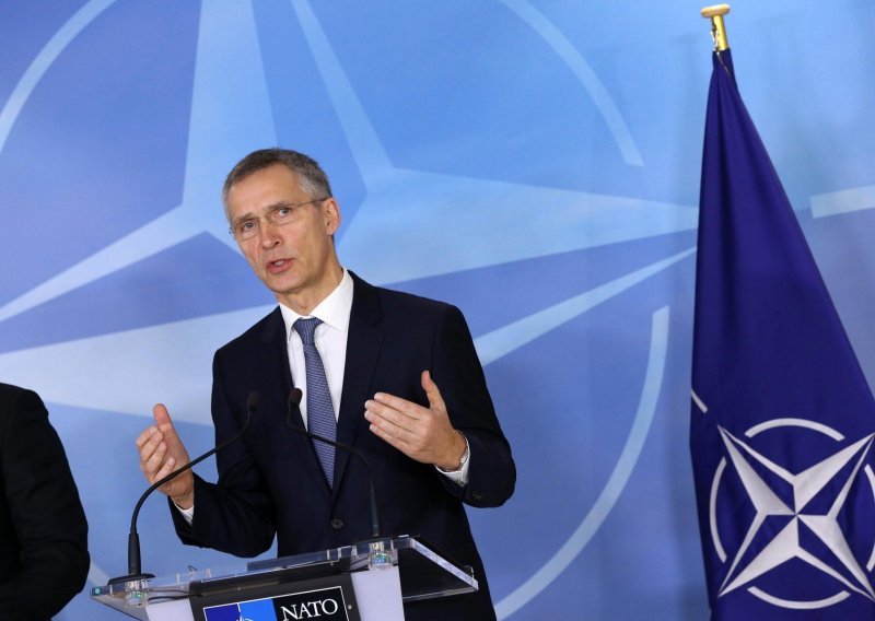 NATO protjeruje sedam ruskih diplomata