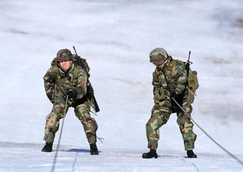 Američki marinci u Norveškoj izučavaju zimske uvjete