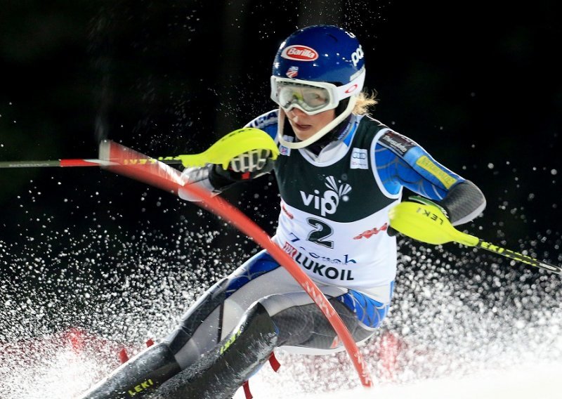 Šok na Snježnoj kraljici: Nepobjedivu Shiffrin dotukla sljemenska staza!