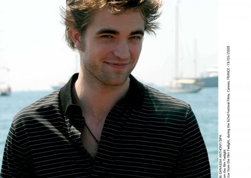 Robert Pattinson i Uma Thurman zajedno