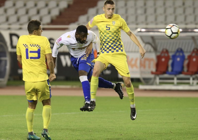 Hajduk utrpao pet komada Interu i postao prvi pratitelj Dinama