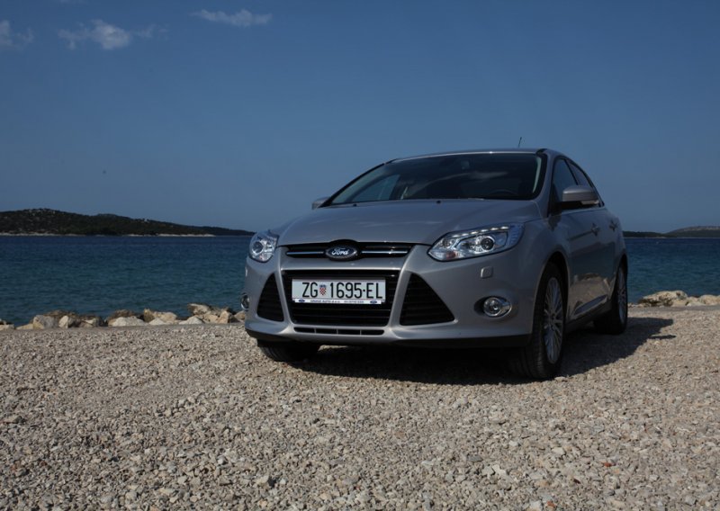 Ford Focus 2.0 TDCi Titanium – i dalje najbolji vozački automobil u klasi