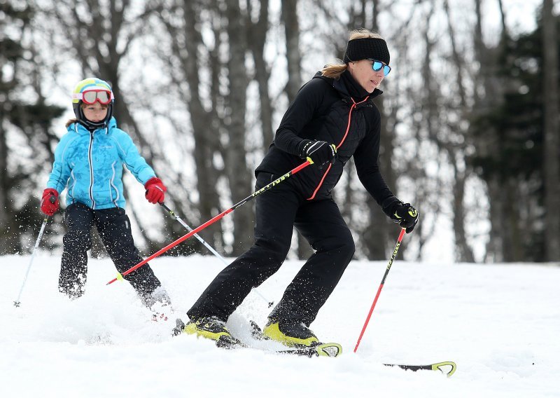 Besplatnim noćnim skijanjem počinje sezona na Sljemenu