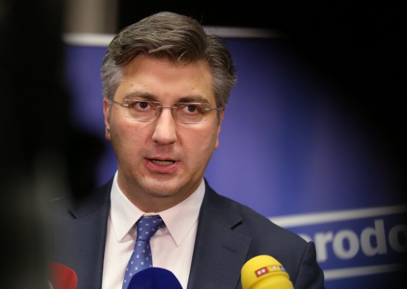 Plenković: 'Potresa u HDZ-u nema, žao mi je zbog izjave ministrice Murganić'