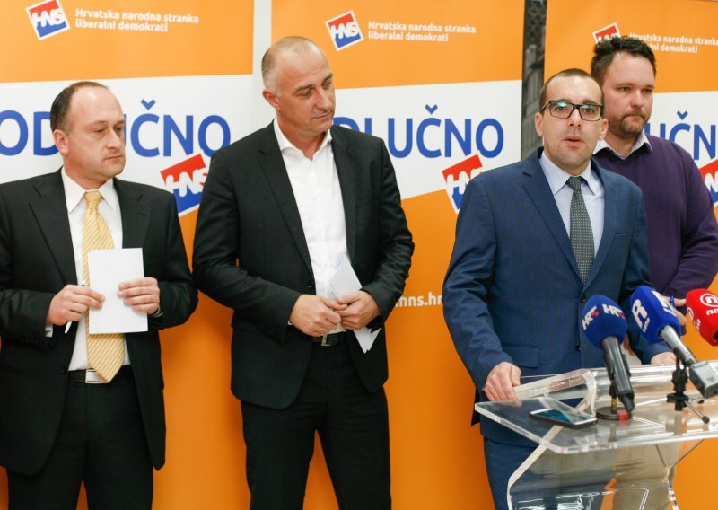 Cjelokupno članstvo Autonomne regionalne stranke prelazi u HNS