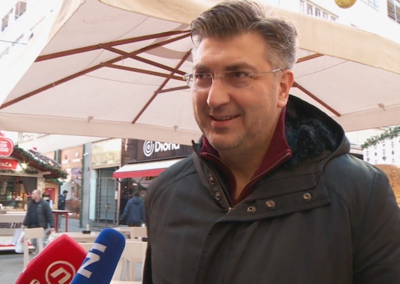 Plenković čestitao Božić pa otkrio da je alergičan na ribu