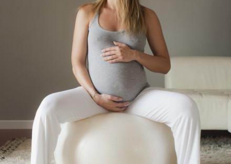 Kako pomoći kod žgaravice u trudnoći