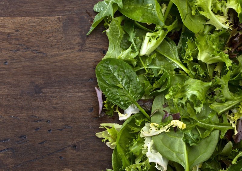 Još jedan dobar razlog zašto trebate jesti špinat i zelenu salatu