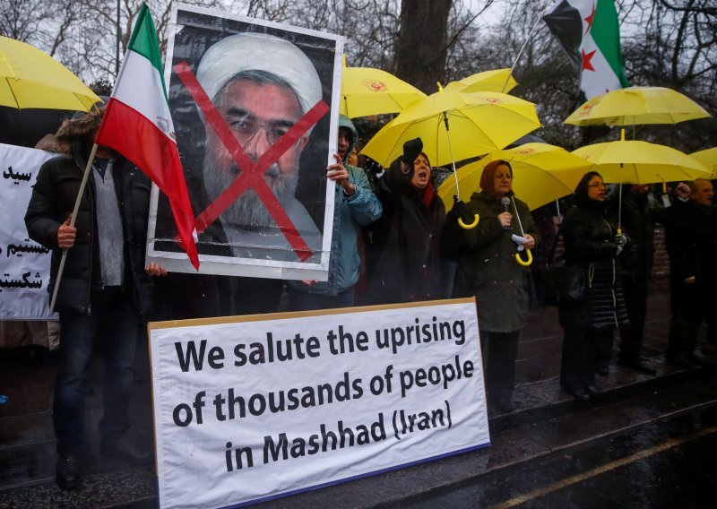 Iza iranskih prosvjeda ne stoje vanjske sile, već korupcija, inflacija i nezaposlenost
