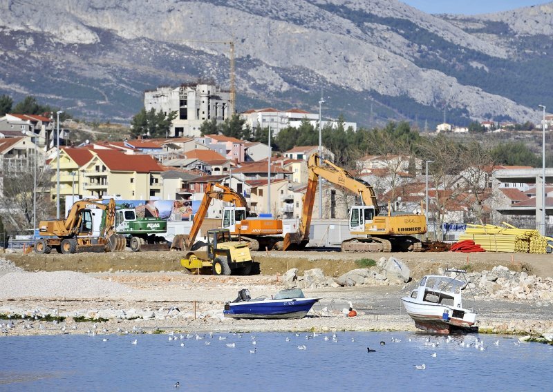 Na 15.000 metara četvornih gradi se 'najljepša plaža u srednjoj Dalmaciji'