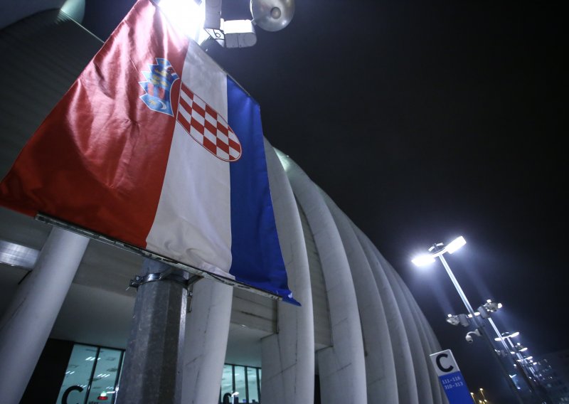 Bandić odgovorio na Ingrine prijetnje: Sve je plaćeno, Hrvatska ide u finale