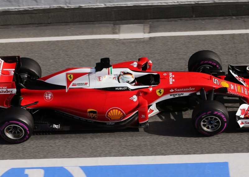 Ferrari najbrži na ružičastim gumama u Barceloni