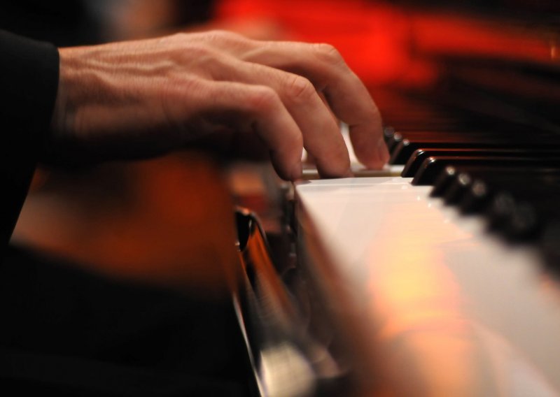 Prvo Chopinovo pijanističko natjecanje na autohtonim instrumentima