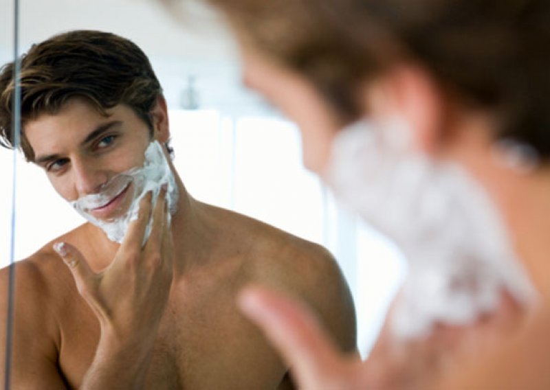 Evo kako ćete savršeno obrijati lice