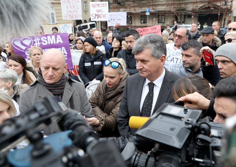 Fijasko: Fond za skupe lijekove ne može kupiti nijedan lijek; Kujundžić tvrdi da nije sve tako crno